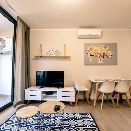Appartement Ikon Self Catering à Windhoek Extérieur photo