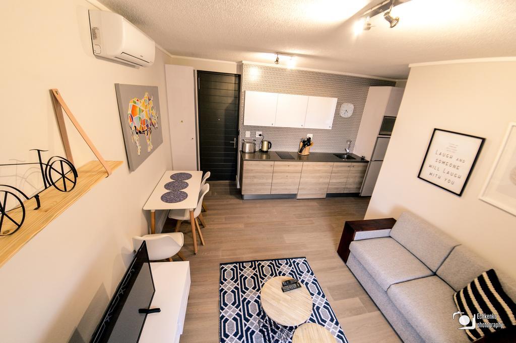Appartement Ikon Self Catering à Windhoek Extérieur photo