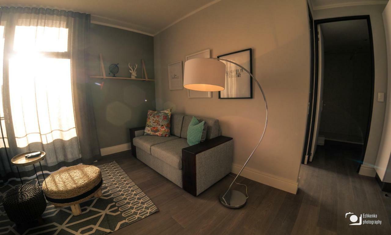 Appartement Ikon Self Catering à Windhoek Extérieur photo